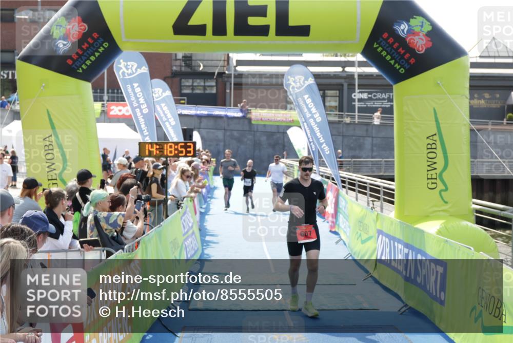 10.08.2025 - GEWOBA Citytriathlon Bremen H.Heesch http://msf.ph/oto/8555505 10.08.2025 14:18:56 Ziel 607, 1016 meine-sportfotos.de