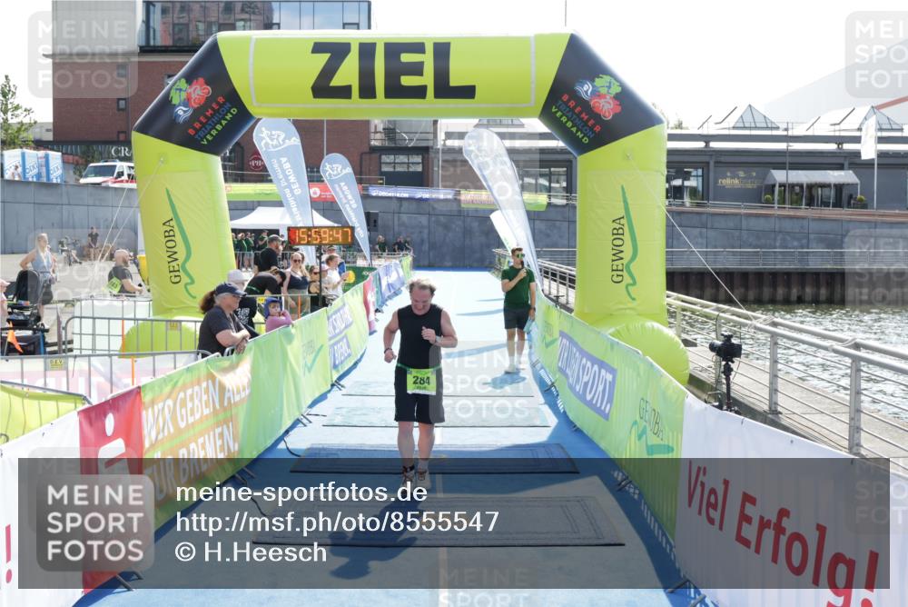 10.08.2025 - GEWOBA Citytriathlon Bremen H.Heesch http://msf.ph/oto/8555547 10.08.2025 15:59:51 Ziel 284 meine-sportfotos.de