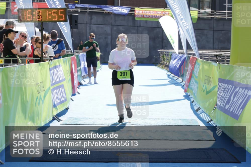 10.08.2025 - GEWOBA Citytriathlon Bremen H.Heesch http://msf.ph/oto/8555613 10.08.2025 16:02:00 Ziel 391 meine-sportfotos.de