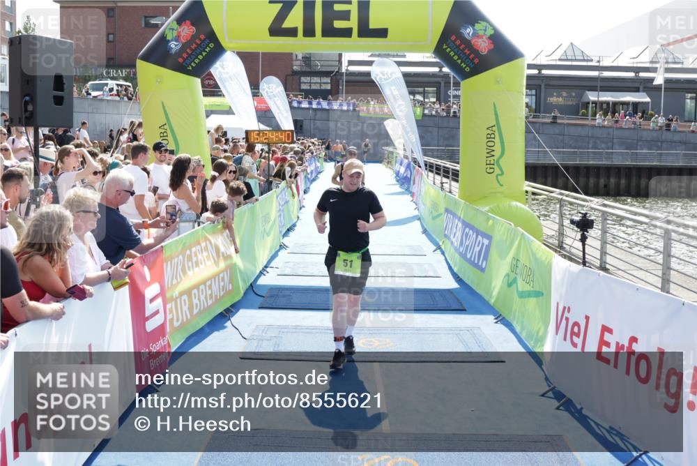 10.08.2025 - GEWOBA Citytriathlon Bremen H.Heesch http://msf.ph/oto/8555621 10.08.2025 15:24:44 Ziel 51, 234 meine-sportfotos.de