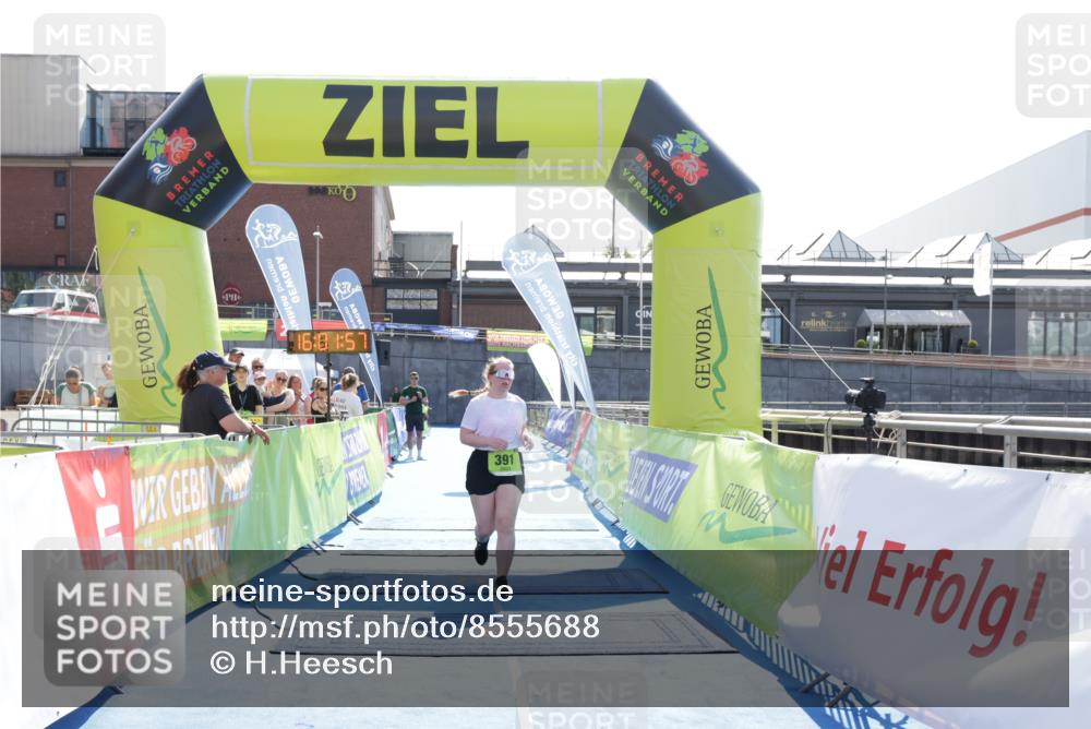 10.08.2025 - GEWOBA Citytriathlon Bremen H.Heesch http://msf.ph/oto/8555688 10.08.2025 16:02:01 Ziel 391 meine-sportfotos.de