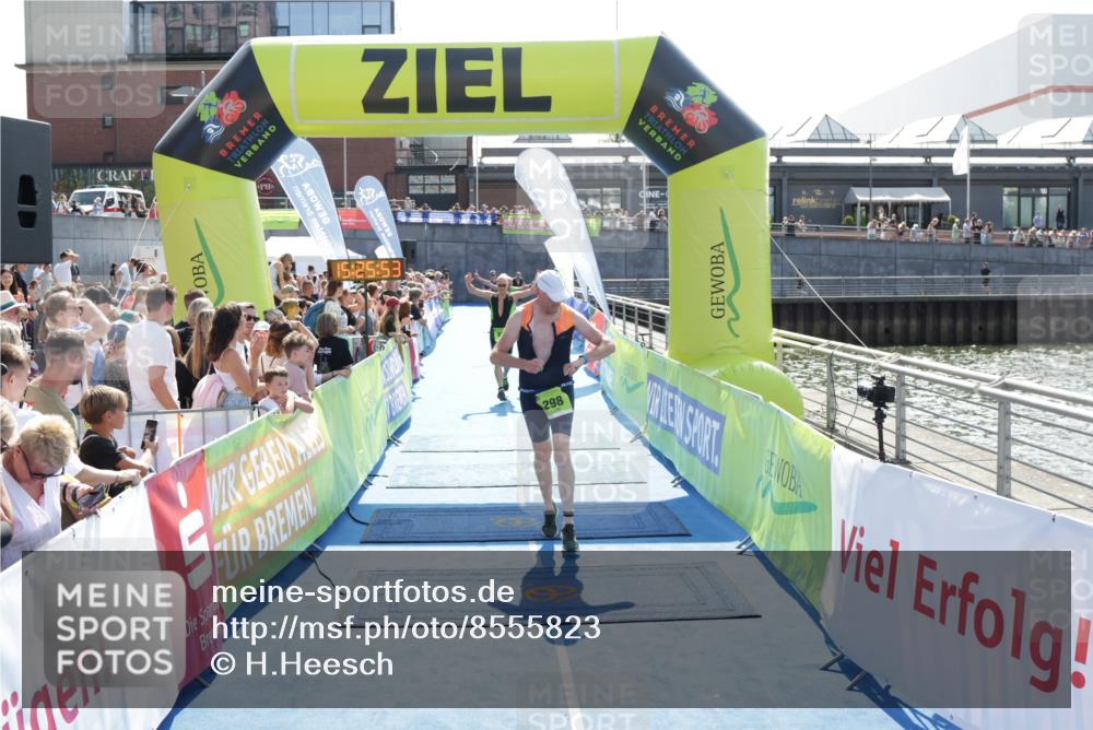10.08.2025 - GEWOBA Citytriathlon Bremen H.Heesch http://msf.ph/oto/8555823 10.08.2025 15:25:57 Ziel 29, 298, 311, 323 meine-sportfotos.de