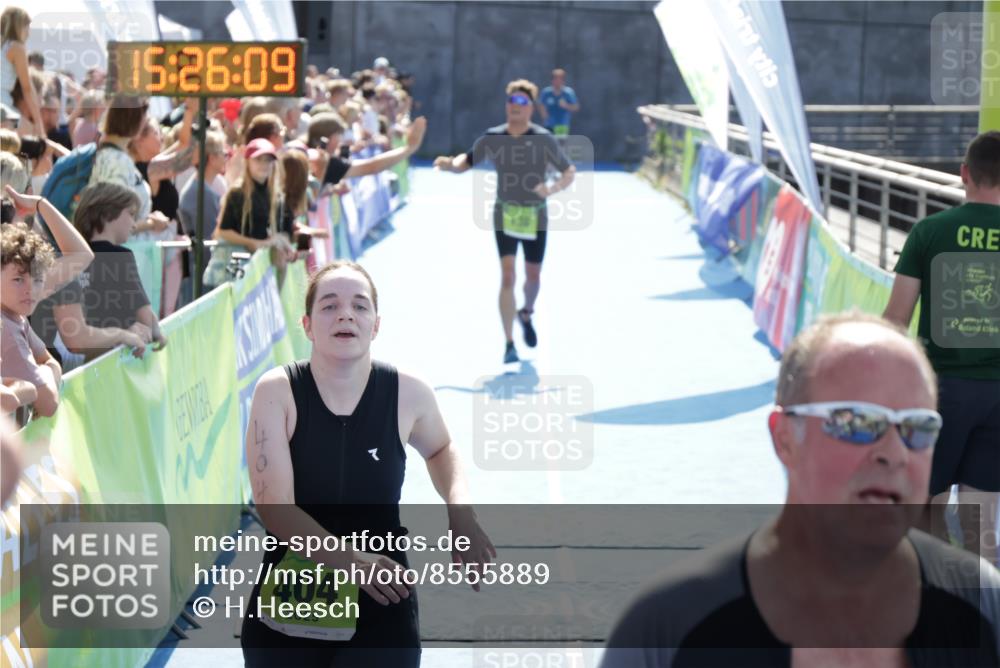 10.08.2025 - GEWOBA Citytriathlon Bremen H.Heesch http://msf.ph/oto/8555889 10.08.2025 15:26:13 Ziel 130, 205, 303, 404 meine-sportfotos.de