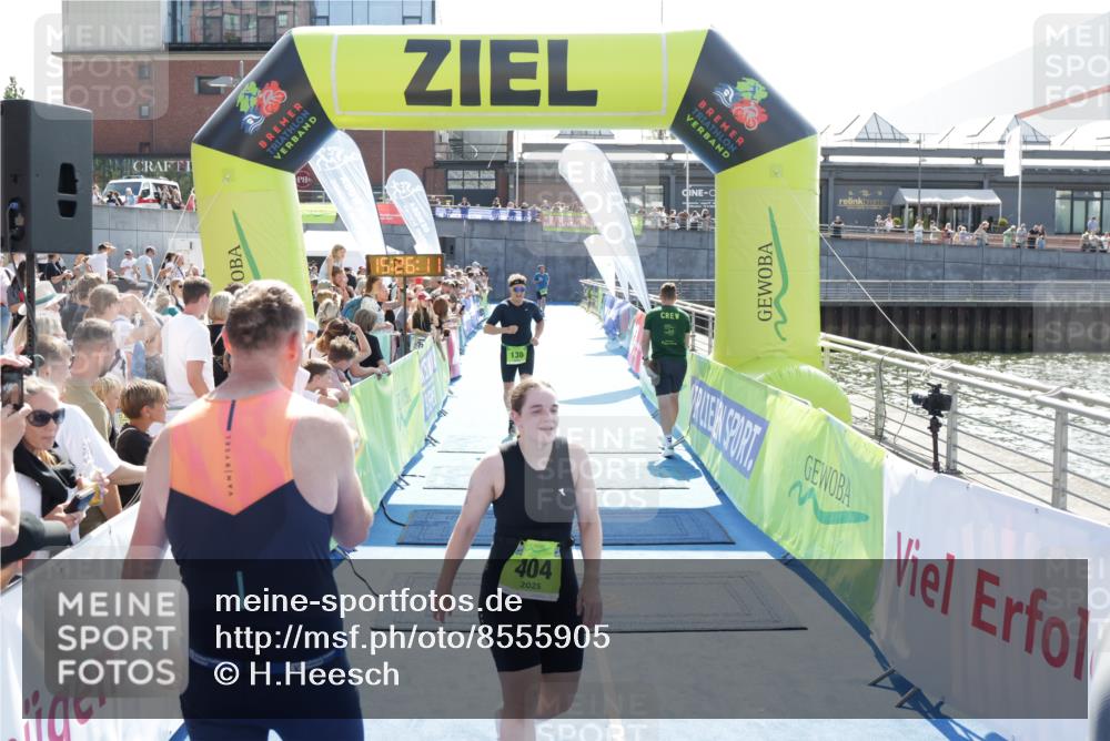 10.08.2025 - GEWOBA Citytriathlon Bremen H.Heesch http://msf.ph/oto/8555905 10.08.2025 15:26:15 Ziel 130, 205, 303, 404 meine-sportfotos.de