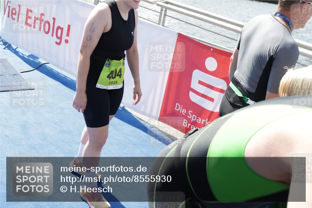 10.08.2025 - GEWOBA Citytriathlon Bremen H.Heesch http://msf.ph/oto/8555930 10.08.2025 15:26:20 Ziel 130, 200 meine-sportfotos.de