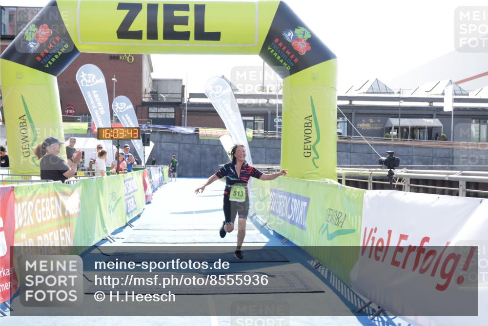 10.08.2025 - GEWOBA Citytriathlon Bremen H.Heesch http://msf.ph/oto/8555936 10.08.2025 16:03:47 Ziel 513 meine-sportfotos.de
