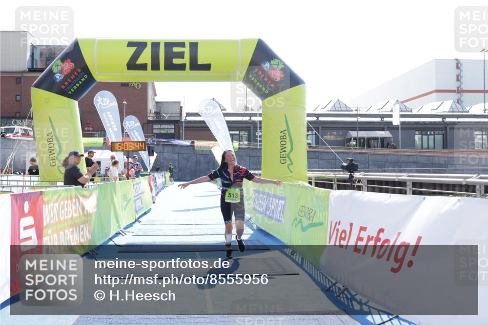 10.08.2025 - GEWOBA Citytriathlon Bremen H.Heesch http://msf.ph/oto/8555956 10.08.2025 16:03:48 Ziel 513 meine-sportfotos.de