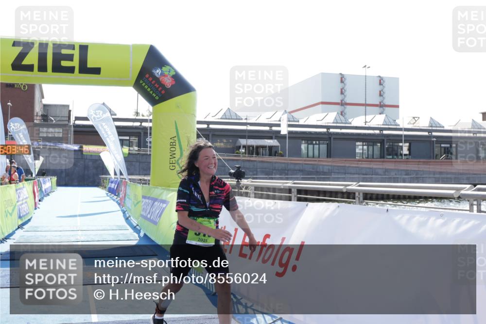 10.08.2025 - GEWOBA Citytriathlon Bremen H.Heesch http://msf.ph/oto/8556024 10.08.2025 16:03:50 Ziel 513 meine-sportfotos.de