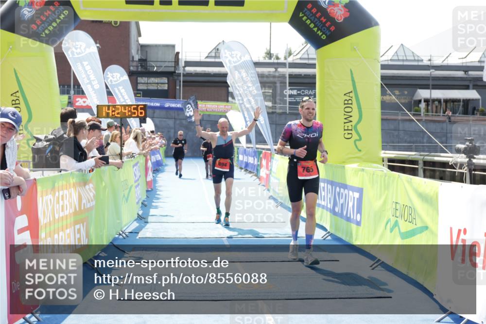 10.08.2025 - GEWOBA Citytriathlon Bremen H.Heesch http://msf.ph/oto/8556088 10.08.2025 14:25:00 Ziel 765, 894, 964, 1023 meine-sportfotos.de