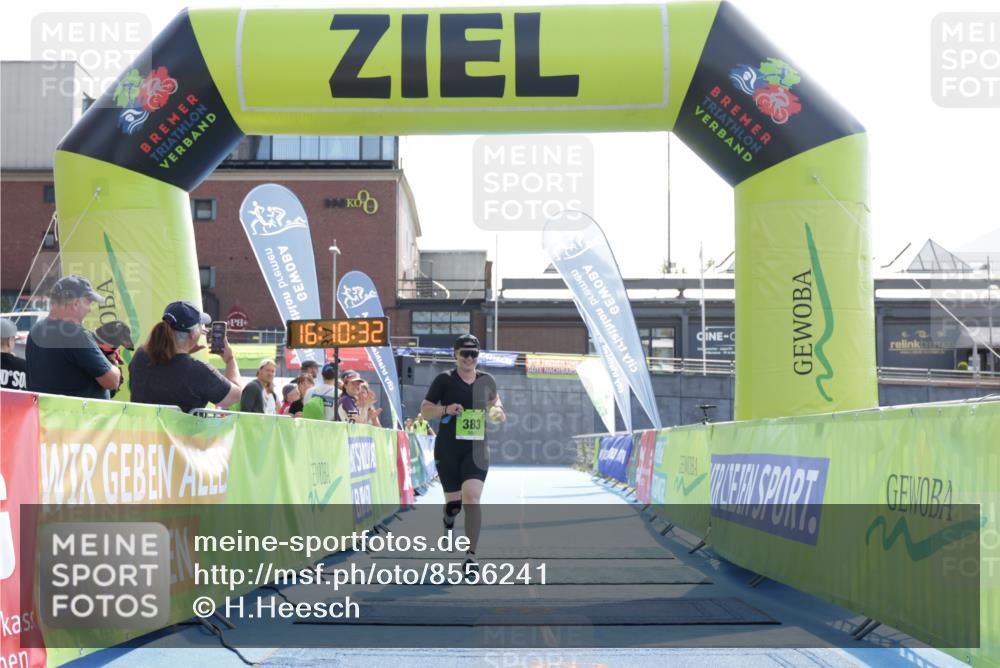 10.08.2025 - GEWOBA Citytriathlon Bremen H.Heesch http://msf.ph/oto/8556241 10.08.2025 16:10:36 Ziel 383 meine-sportfotos.de