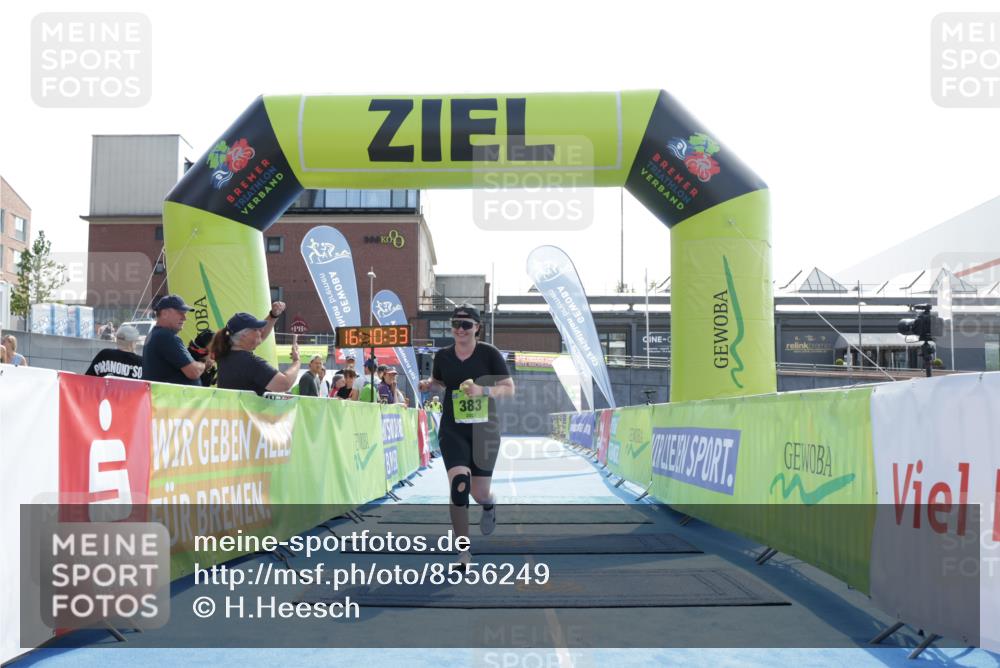 10.08.2025 - GEWOBA Citytriathlon Bremen H.Heesch http://msf.ph/oto/8556249 10.08.2025 16:10:37 Ziel 383 meine-sportfotos.de