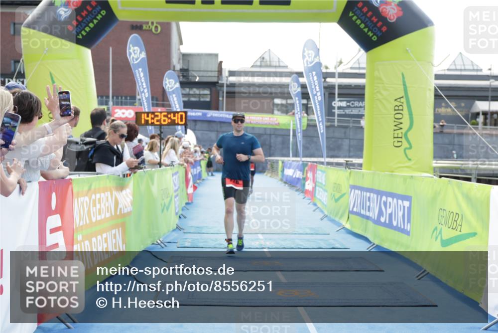 10.08.2025 - GEWOBA Citytriathlon Bremen H.Heesch http://msf.ph/oto/8556251 10.08.2025 14:26:44 Ziel 707, 776 meine-sportfotos.de