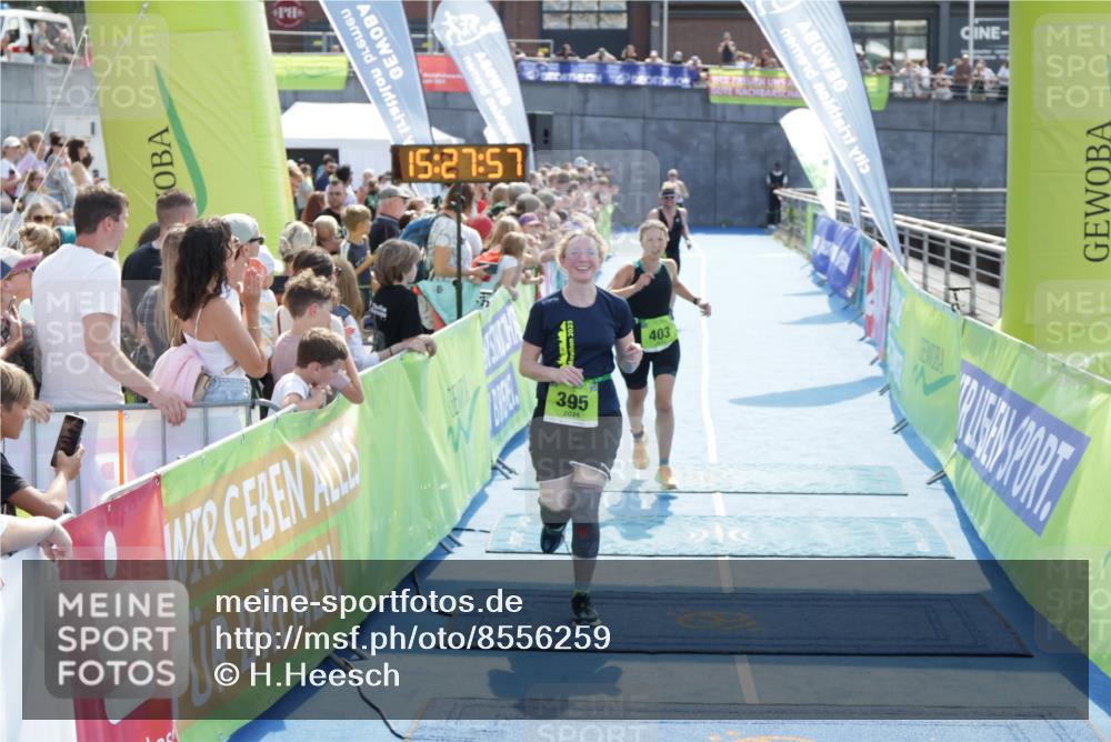 10.08.2025 - GEWOBA Citytriathlon Bremen H.Heesch http://msf.ph/oto/8556259 10.08.2025 15:28:01 Ziel 283, 395, 403 meine-sportfotos.de