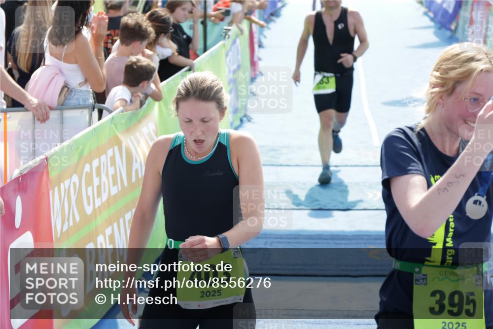 10.08.2025 - GEWOBA Citytriathlon Bremen H.Heesch http://msf.ph/oto/8556276 10.08.2025 15:28:05 Ziel 78, 283, 395, 403 meine-sportfotos.de