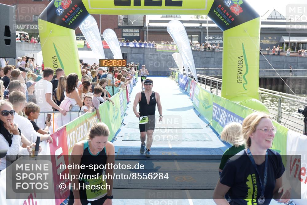 10.08.2025 - GEWOBA Citytriathlon Bremen H.Heesch http://msf.ph/oto/8556284 10.08.2025 15:28:07 Ziel 78, 283, 395, 403 meine-sportfotos.de