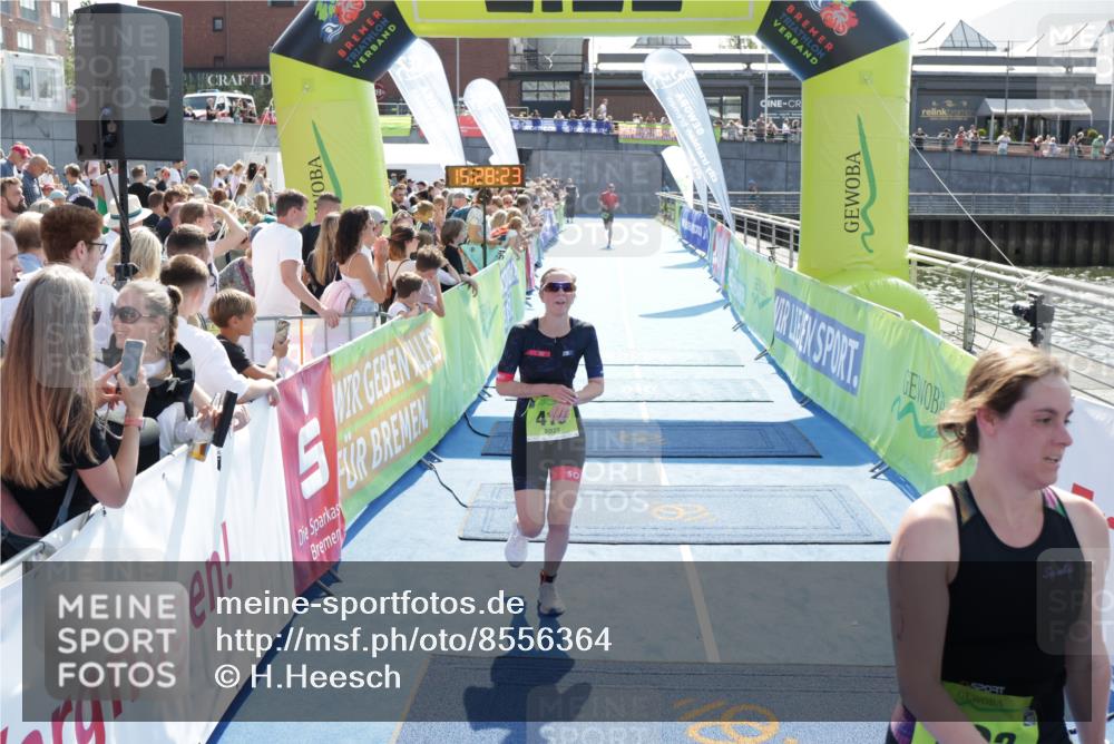 10.08.2025 - GEWOBA Citytriathlon Bremen H.Heesch http://msf.ph/oto/8556364 10.08.2025 15:28:27 Ziel 142, 166, 418, 422 meine-sportfotos.de