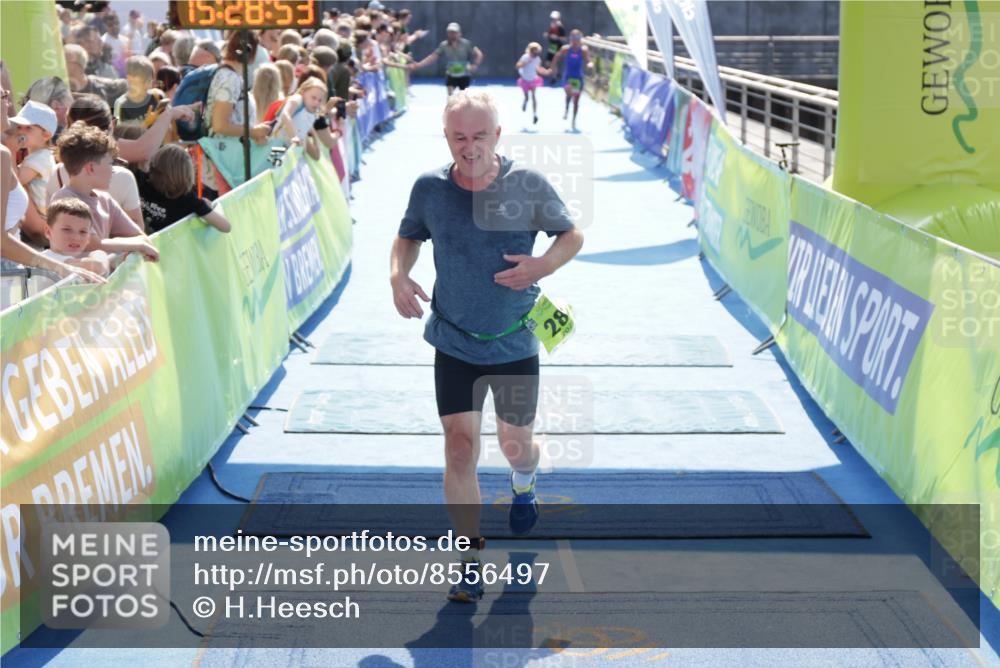 10.08.2025 - GEWOBA Citytriathlon Bremen H.Heesch http://msf.ph/oto/8556497 10.08.2025 15:28:57 Ziel  meine-sportfotos.de