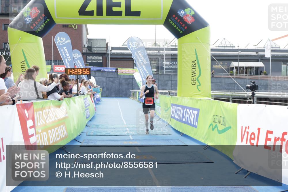 10.08.2025 - GEWOBA Citytriathlon Bremen H.Heesch http://msf.ph/oto/8556581 10.08.2025 14:30:00 Ziel 930 meine-sportfotos.de