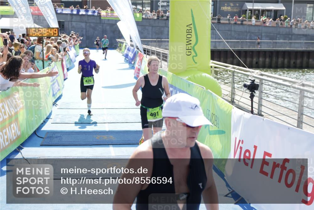 10.08.2025 - GEWOBA Citytriathlon Bremen H.Heesch http://msf.ph/oto/8556594 10.08.2025 15:29:53 Ziel 208, 221, 273, 426, 491 meine-sportfotos.de