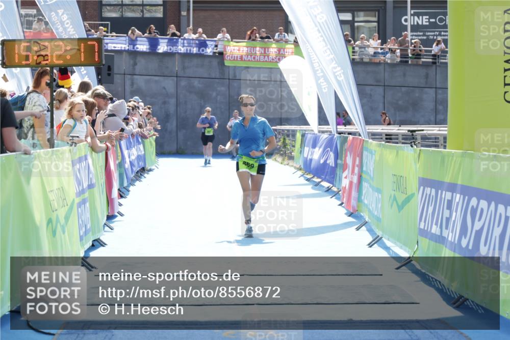 10.08.2025 - GEWOBA Citytriathlon Bremen H.Heesch http://msf.ph/oto/8556872 10.08.2025 15:32:21 Ziel 338, 469 meine-sportfotos.de
