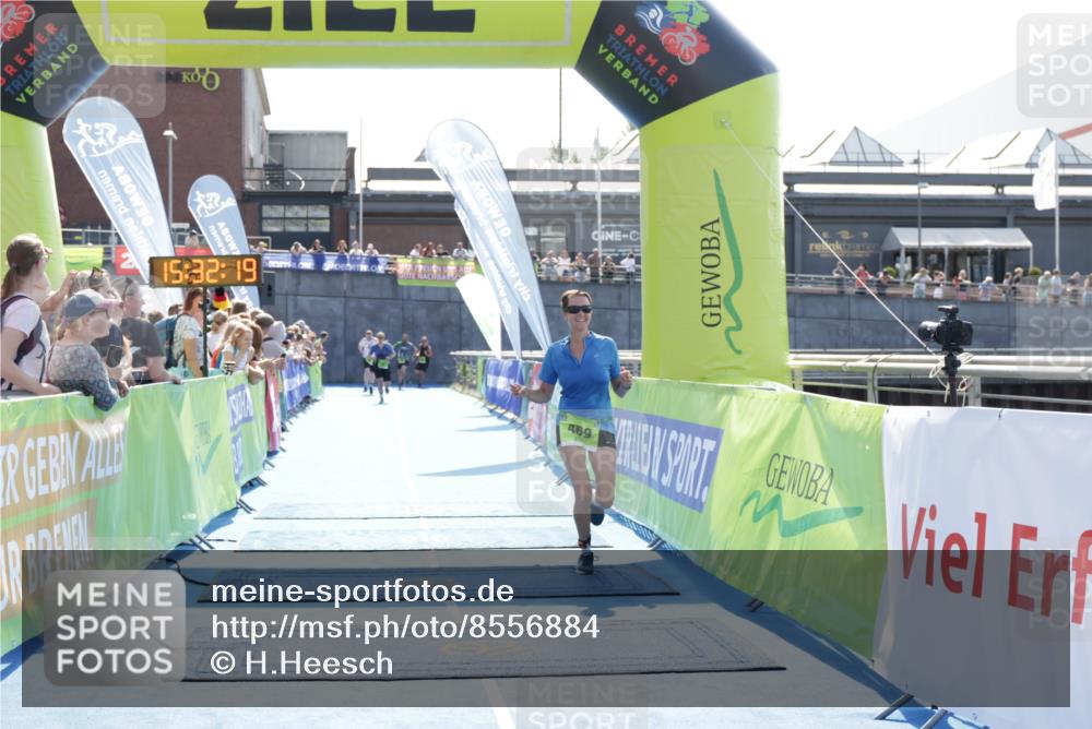 10.08.2025 - GEWOBA Citytriathlon Bremen H.Heesch http://msf.ph/oto/8556884 10.08.2025 15:32:23 Ziel 469 meine-sportfotos.de