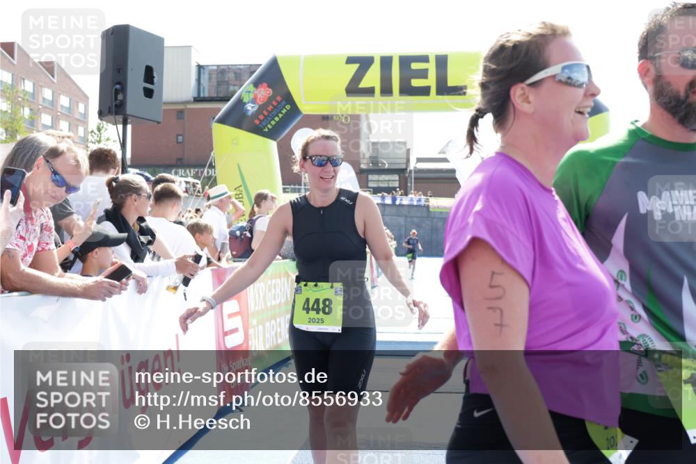 10.08.2025 - GEWOBA Citytriathlon Bremen H.Heesch http://msf.ph/oto/8556933 10.08.2025 15:32:42 Ziel 189, 448, 457, 494 meine-sportfotos.de