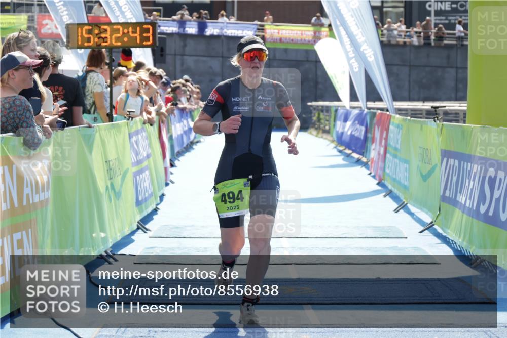 10.08.2025 - GEWOBA Citytriathlon Bremen H.Heesch http://msf.ph/oto/8556938 10.08.2025 15:32:47 Ziel 494 meine-sportfotos.de
