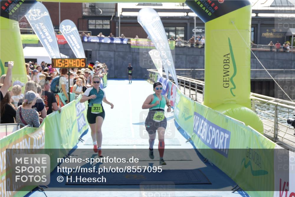 10.08.2025 - GEWOBA Citytriathlon Bremen H.Heesch http://msf.ph/oto/8557095 10.08.2025 15:34:10 Ziel 337, 407 meine-sportfotos.de