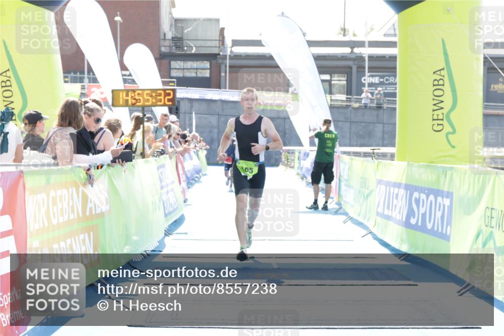 10.08.2025 - GEWOBA Citytriathlon Bremen H.Heesch http://msf.ph/oto/8557238 10.08.2025 14:55:35 Ziel 165, 905 meine-sportfotos.de