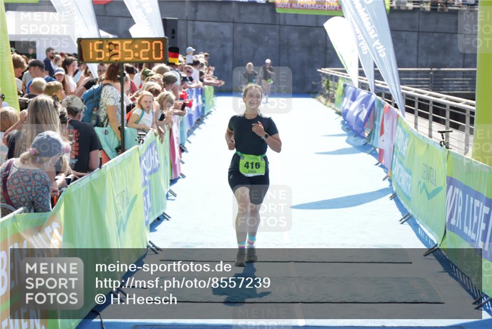 10.08.2025 - GEWOBA Citytriathlon Bremen H.Heesch http://msf.ph/oto/8557239 10.08.2025 15:35:24 Ziel 416 meine-sportfotos.de