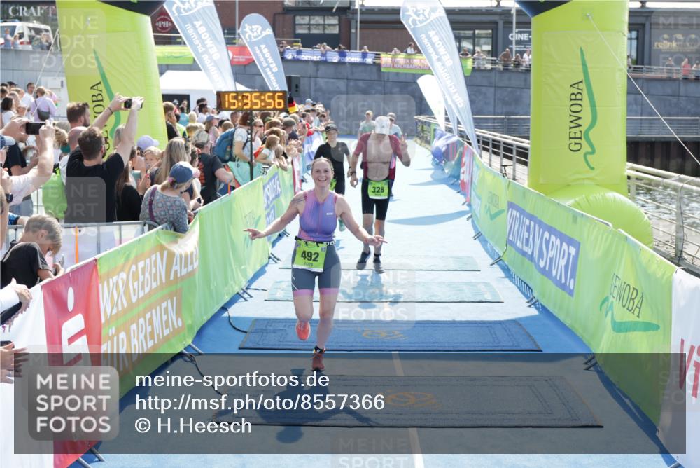 10.08.2025 - GEWOBA Citytriathlon Bremen H.Heesch http://msf.ph/oto/8557366 10.08.2025 15:35:59 Ziel 320, 328, 356, 410, 429, 492 meine-sportfotos.de