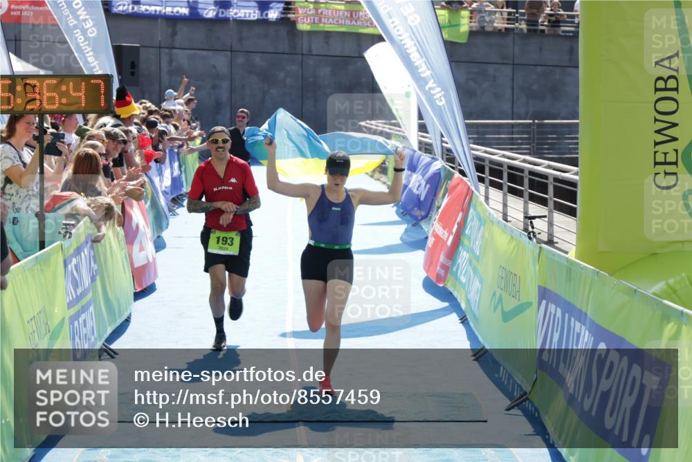 10.08.2025 - GEWOBA Citytriathlon Bremen H.Heesch http://msf.ph/oto/8557459 10.08.2025 15:36:51 Ziel 193, 212, 440, 496 meine-sportfotos.de