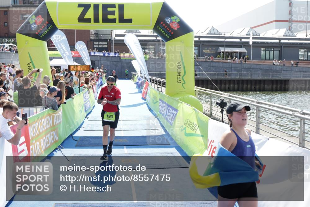 10.08.2025 - GEWOBA Citytriathlon Bremen H.Heesch http://msf.ph/oto/8557475 10.08.2025 15:36:54 Ziel 193, 212, 440 meine-sportfotos.de