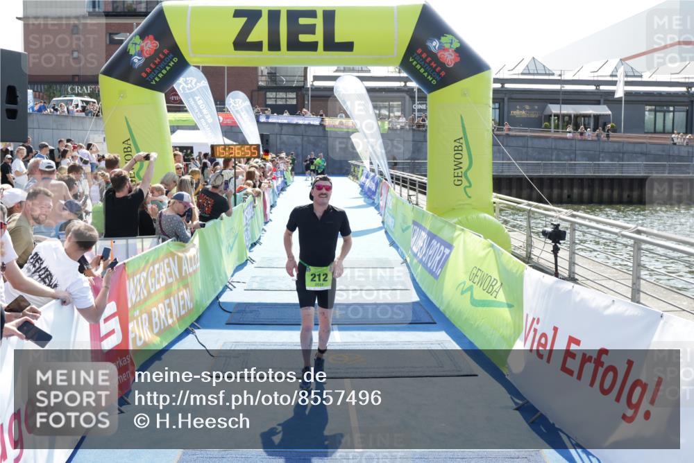 10.08.2025 - GEWOBA Citytriathlon Bremen H.Heesch http://msf.ph/oto/8557496 10.08.2025 15:36:59 Ziel 193, 212, 440 meine-sportfotos.de