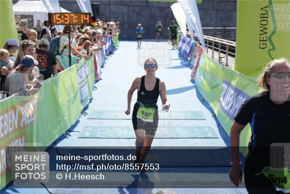 10.08.2025 - GEWOBA Citytriathlon Bremen H.Heesch http://msf.ph/oto/8557553 10.08.2025 15:37:18 Ziel 459, 504 meine-sportfotos.de