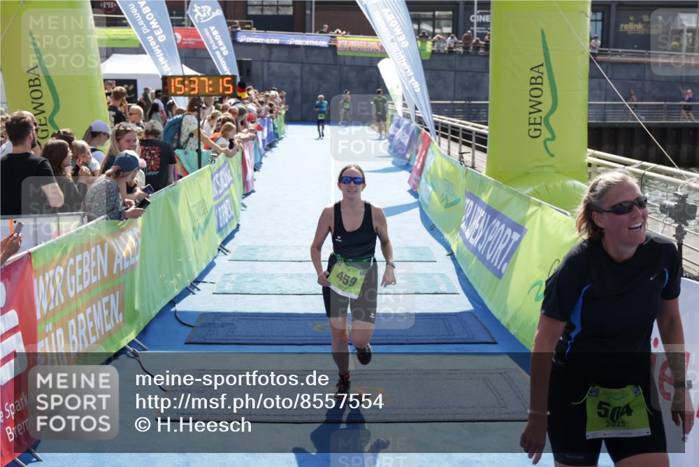10.08.2025 - GEWOBA Citytriathlon Bremen H.Heesch http://msf.ph/oto/8557554 10.08.2025 15:37:19 Ziel 459, 504 meine-sportfotos.de