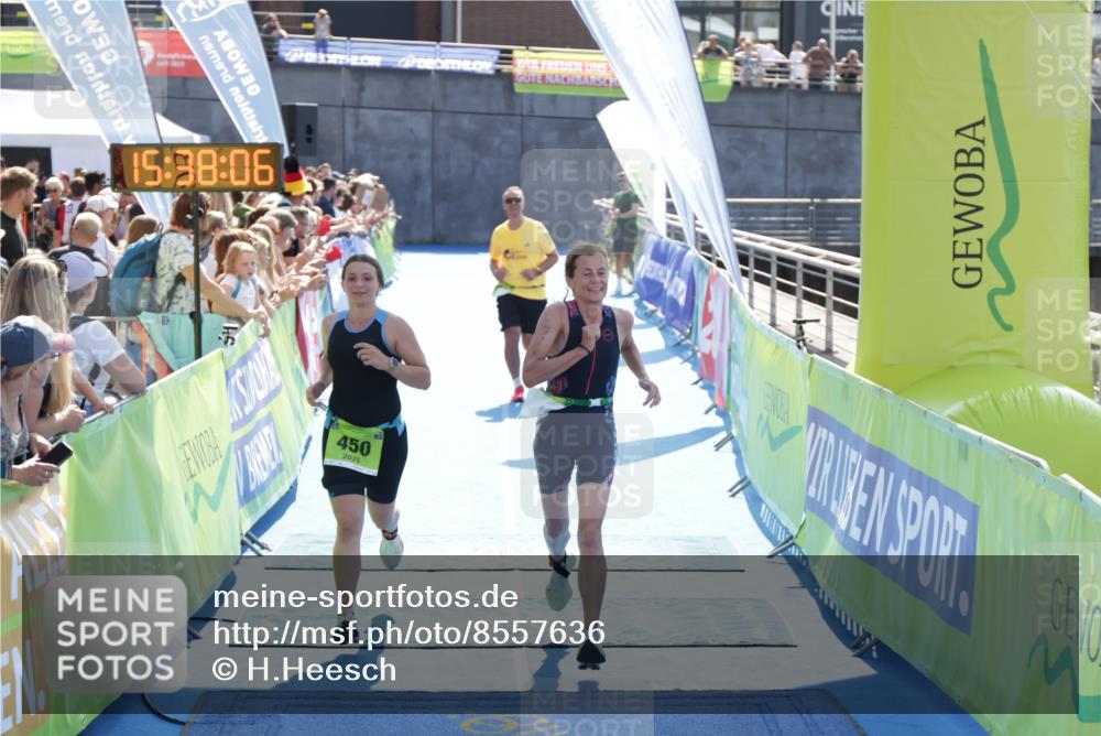 10.08.2025 - GEWOBA Citytriathlon Bremen H.Heesch http://msf.ph/oto/8557636 10.08.2025 15:38:10 Ziel 231, 318, 450, 524 meine-sportfotos.de