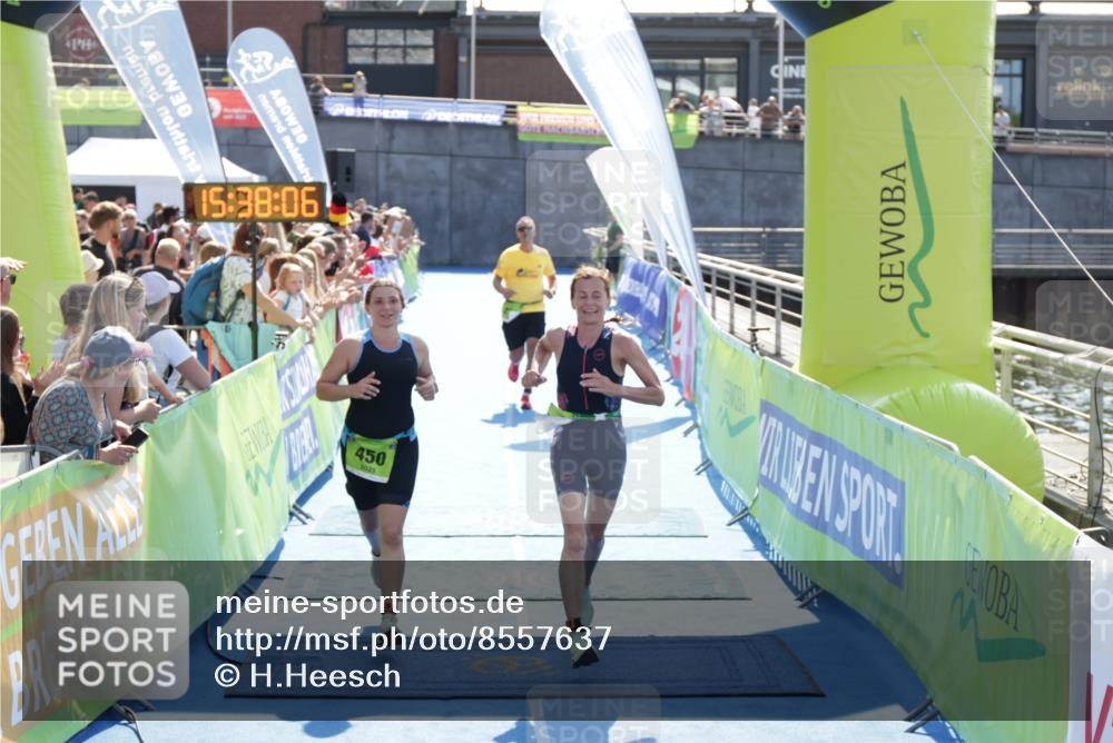 10.08.2025 - GEWOBA Citytriathlon Bremen H.Heesch http://msf.ph/oto/8557637 10.08.2025 15:38:10 Ziel 231, 318, 450, 524 meine-sportfotos.de