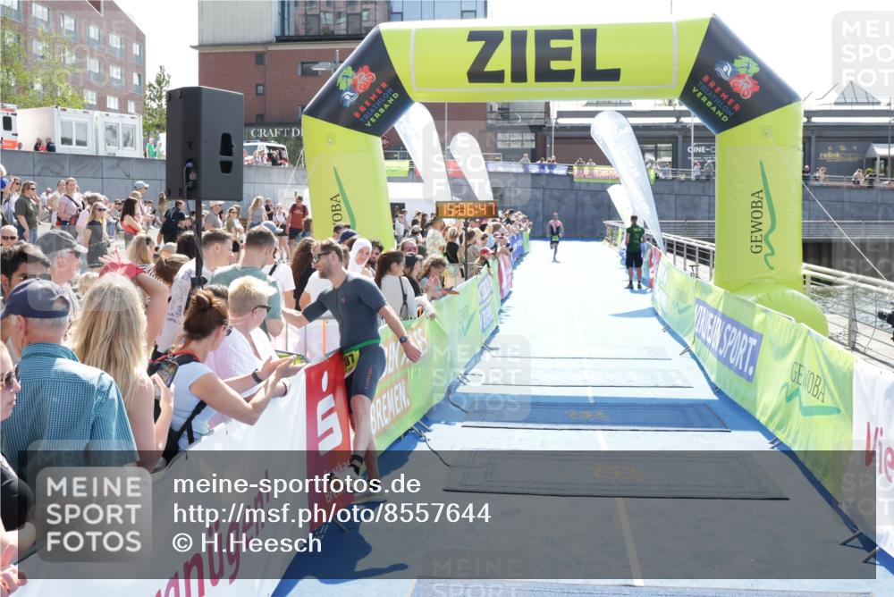 10.08.2025 - GEWOBA Citytriathlon Bremen H.Heesch http://msf.ph/oto/8557644 10.08.2025 15:06:51 Ziel 107 meine-sportfotos.de