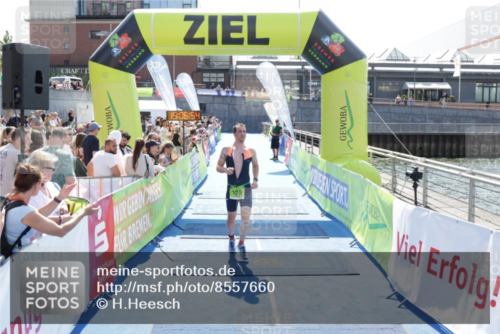 10.08.2025 - GEWOBA Citytriathlon Bremen H.Heesch http://msf.ph/oto/8557660 10.08.2025 15:06:58 Ziel 175 meine-sportfotos.de