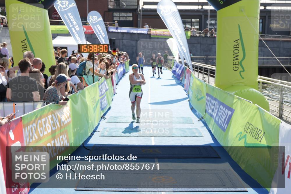 10.08.2025 - GEWOBA Citytriathlon Bremen H.Heesch http://msf.ph/oto/8557671 10.08.2025 15:38:34 Ziel 332, 379, 465 meine-sportfotos.de