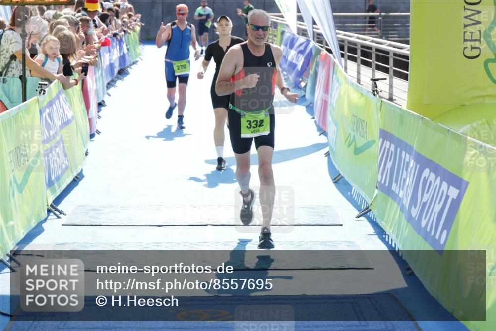 10.08.2025 - GEWOBA Citytriathlon Bremen H.Heesch http://msf.ph/oto/8557695 10.08.2025 15:38:39 Ziel 270, 332, 379, 465 meine-sportfotos.de