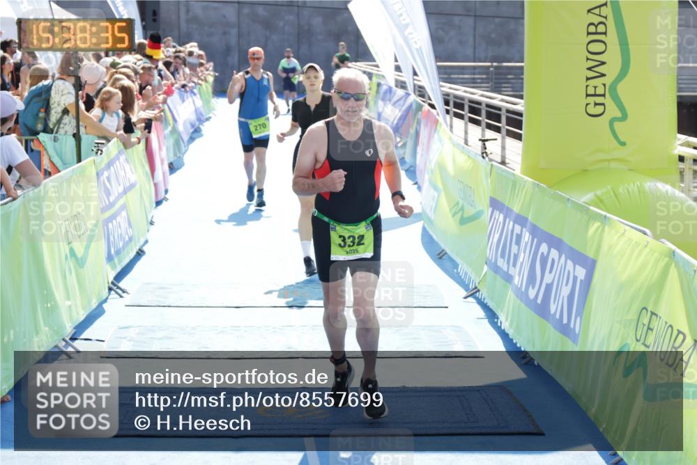 10.08.2025 - GEWOBA Citytriathlon Bremen H.Heesch http://msf.ph/oto/8557699 10.08.2025 15:38:39 Ziel 270, 332, 379, 465 meine-sportfotos.de