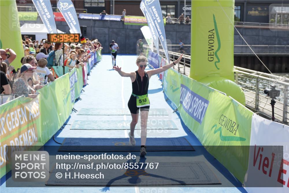 10.08.2025 - GEWOBA Citytriathlon Bremen H.Heesch http://msf.ph/oto/8557767 10.08.2025 15:39:27 Ziel 194, 510, 523 meine-sportfotos.de