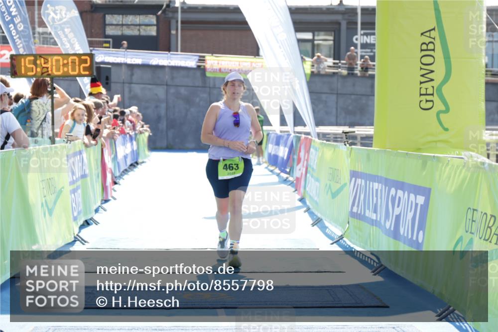 10.08.2025 - GEWOBA Citytriathlon Bremen H.Heesch http://msf.ph/oto/8557798 10.08.2025 15:40:06 Ziel 463 meine-sportfotos.de
