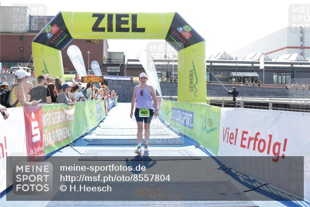 10.08.2025 - GEWOBA Citytriathlon Bremen H.Heesch http://msf.ph/oto/8557804 10.08.2025 15:40:08 Ziel 463 meine-sportfotos.de