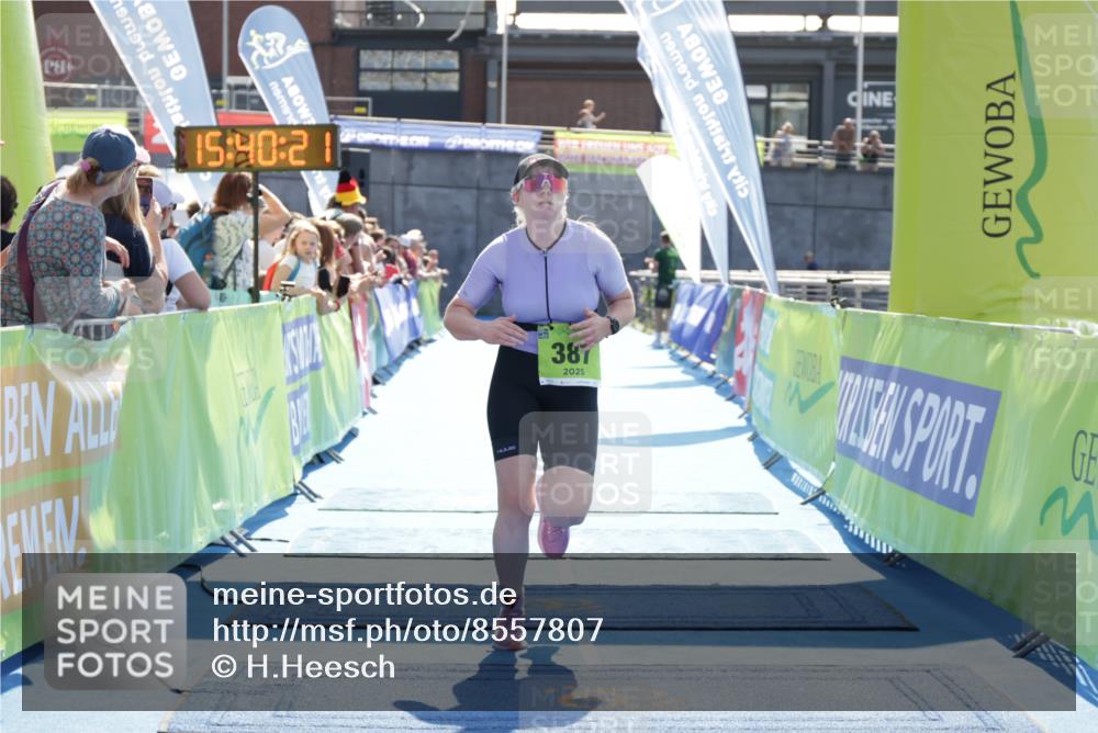 10.08.2025 - GEWOBA Citytriathlon Bremen H.Heesch http://msf.ph/oto/8557807 10.08.2025 15:40:25 Ziel 387 meine-sportfotos.de
