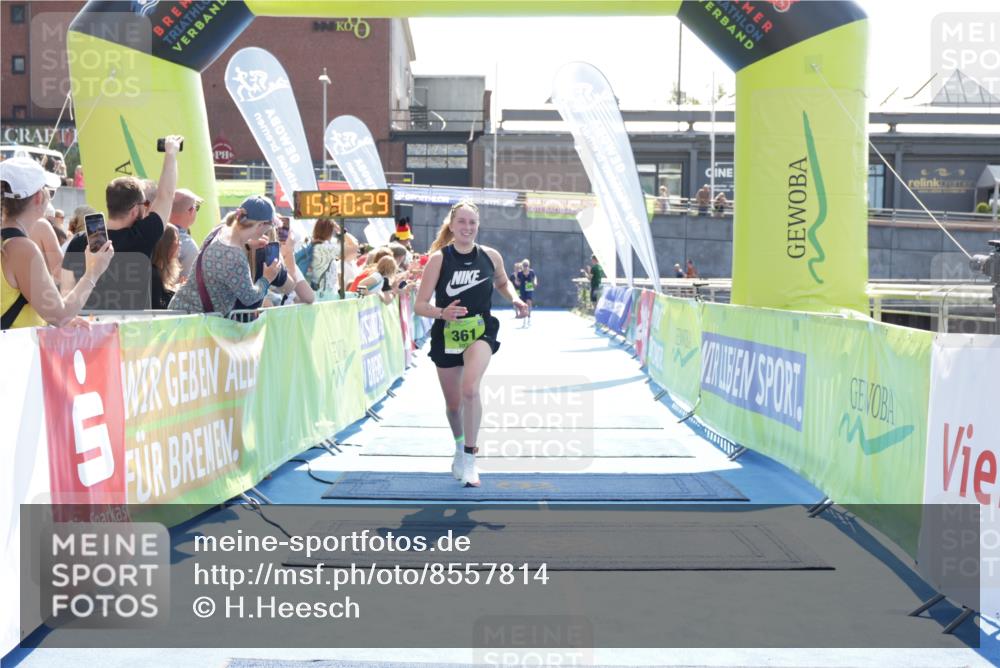 10.08.2025 - GEWOBA Citytriathlon Bremen H.Heesch http://msf.ph/oto/8557814 10.08.2025 15:40:33 Ziel 361, 511 meine-sportfotos.de