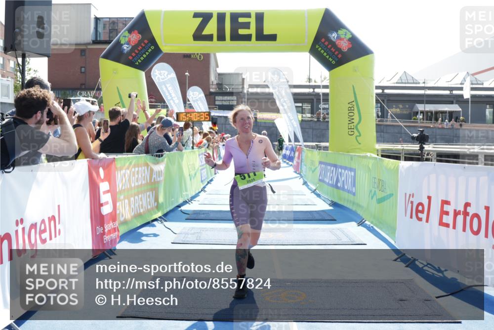 10.08.2025 - GEWOBA Citytriathlon Bremen H.Heesch http://msf.ph/oto/8557824 10.08.2025 15:40:39 Ziel 316, 361, 511 meine-sportfotos.de