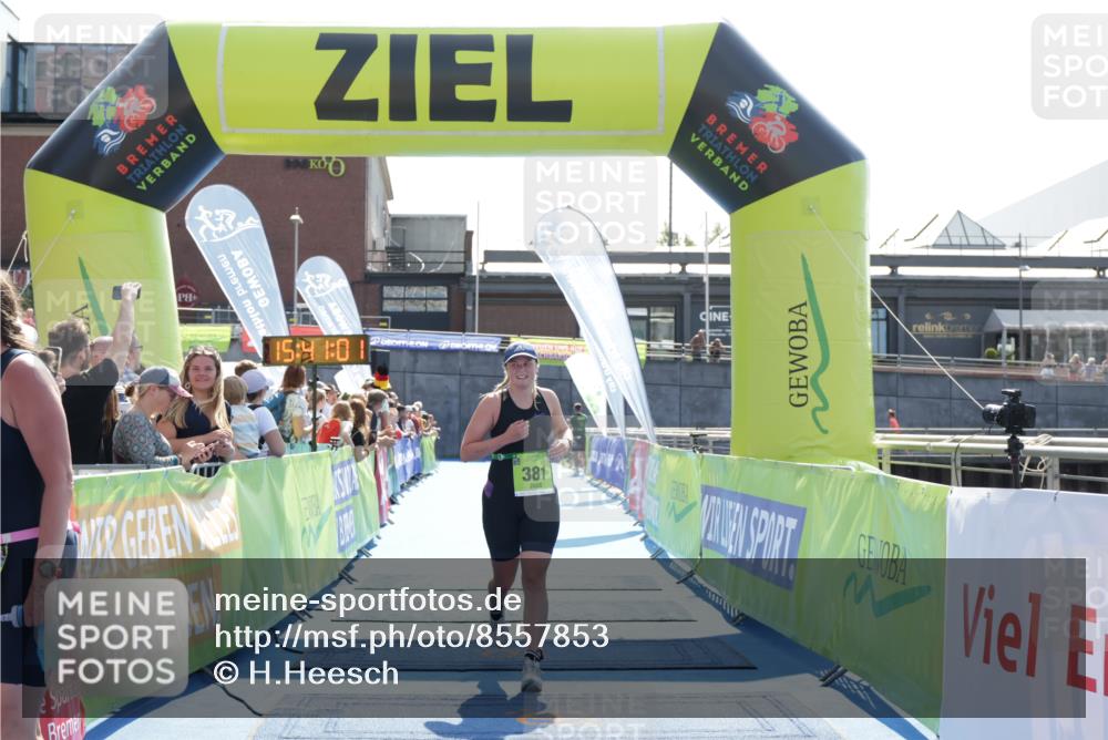 10.08.2025 - GEWOBA Citytriathlon Bremen H.Heesch http://msf.ph/oto/8557853 10.08.2025 15:41:05 Ziel 381, 514 meine-sportfotos.de